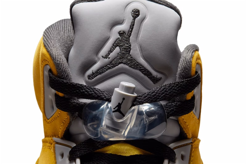 Air Jordan 5 から伝説の日本限定モデル “Tokyo23” が待望の復刻 Air Jordan 5 “Tokyo23” release info XBS NITRO MICROPHONE UNDERGROUND