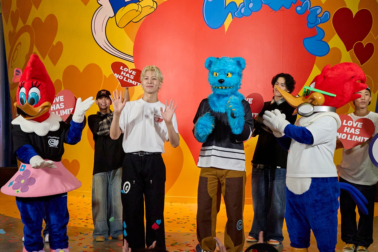 ユニバ x コインパ コラボチャリティグッズが登場 USJ x COIN PARKING DELIVERY collab charity goods