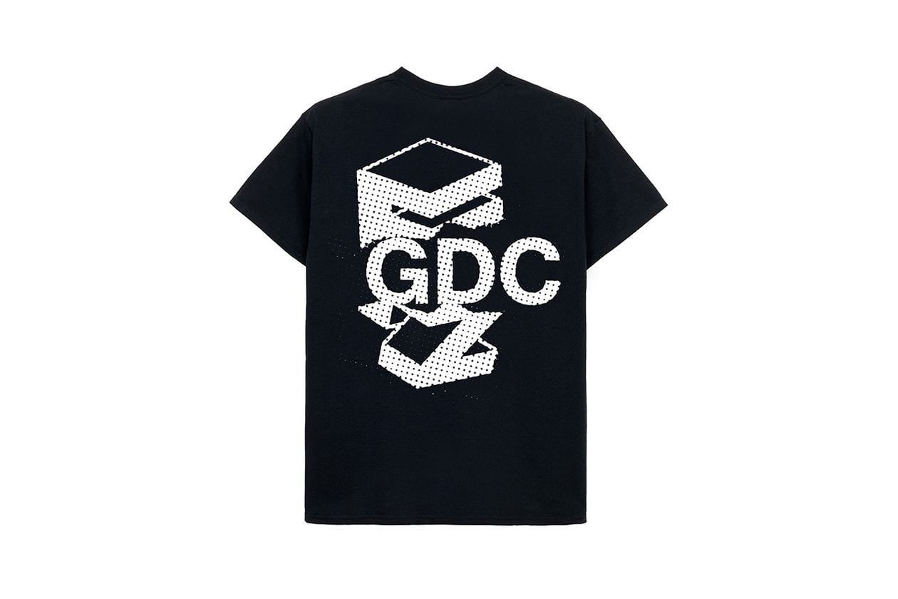 GDC が FAMOUZ を復活させてコラボレーションTシャツをリリース