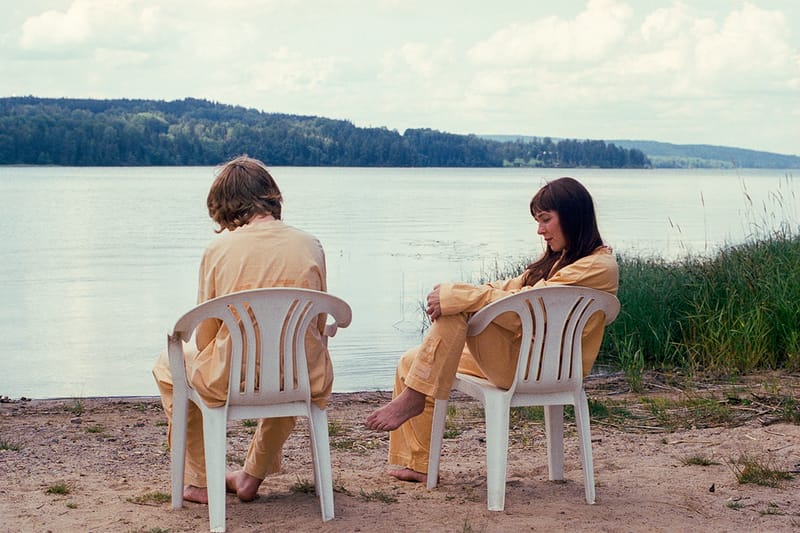 Our Legacy WORK SHOP が ベッドウェアブランド MAGNIBERG とのコラボコレクションを発表