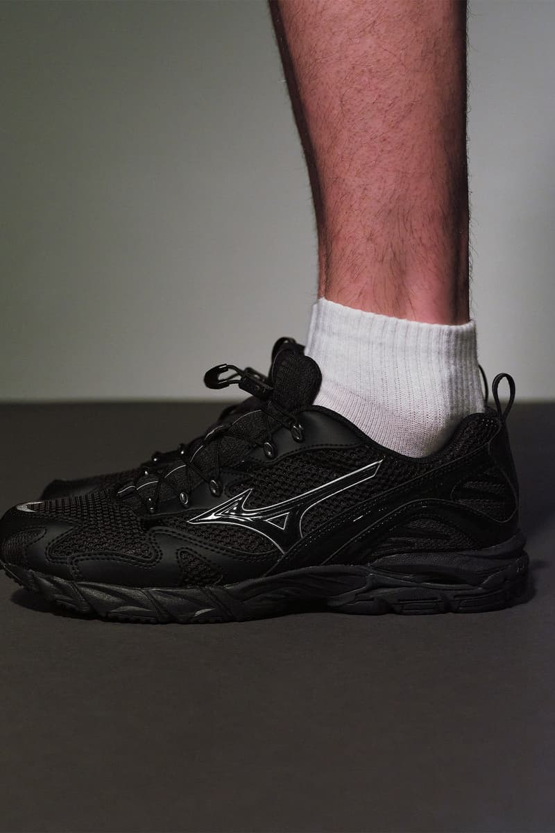 ミズノ x スライ 初コラボレーションモデル ウエーブ ライダー 10 がローンチ Mizuno WAVE RIDER 10 SLY release info