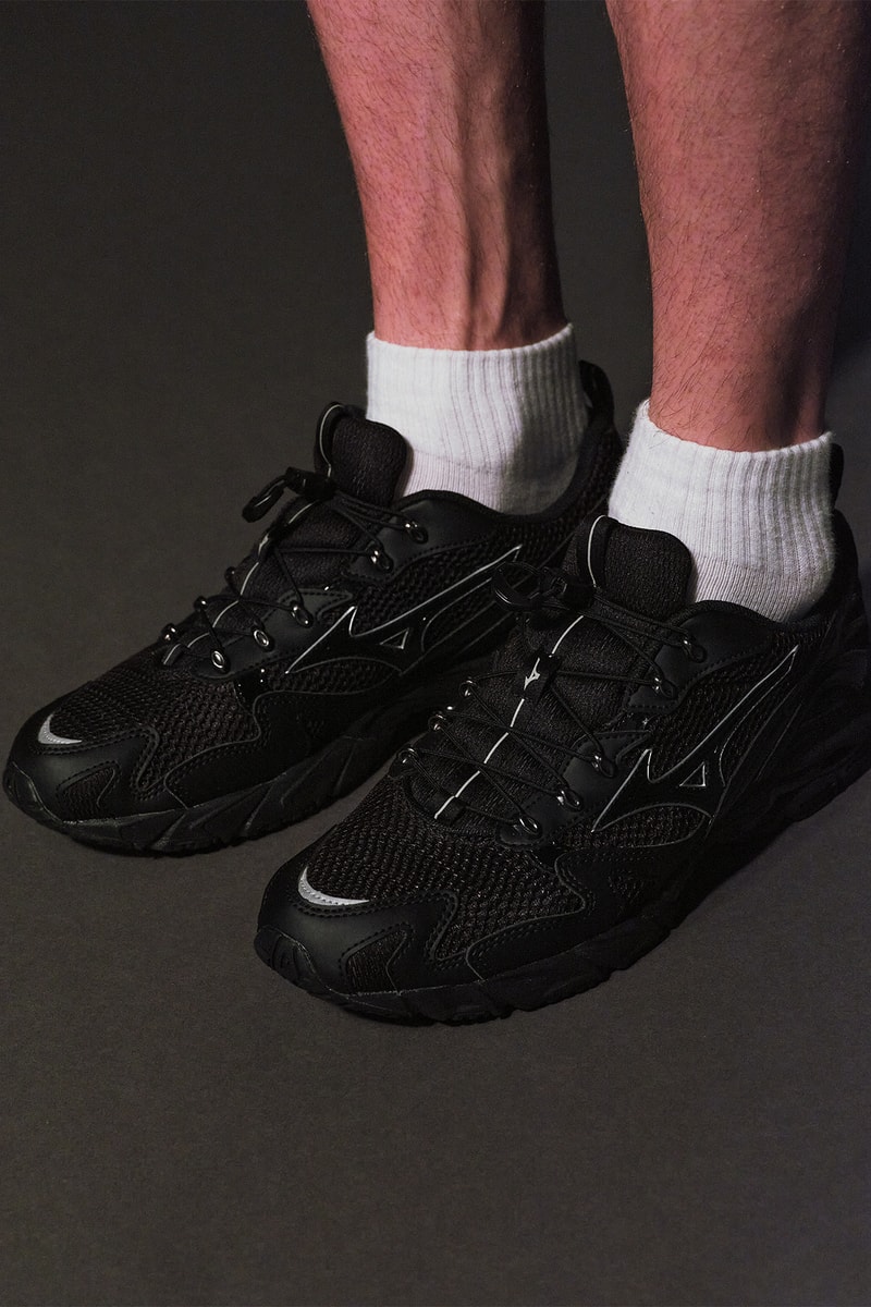 ミズノ x スライ 初コラボレーションモデル ウエーブ ライダー 10 がローンチ Mizuno WAVE RIDER 10 SLY release info