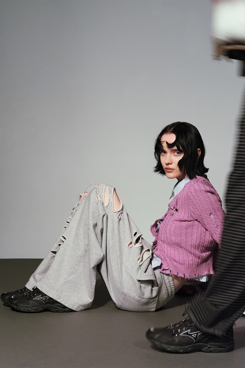 ミズノ x スライ 初コラボレーションモデル ウエーブ ライダー 10 がローンチ Mizuno WAVE RIDER 10 SLY release info