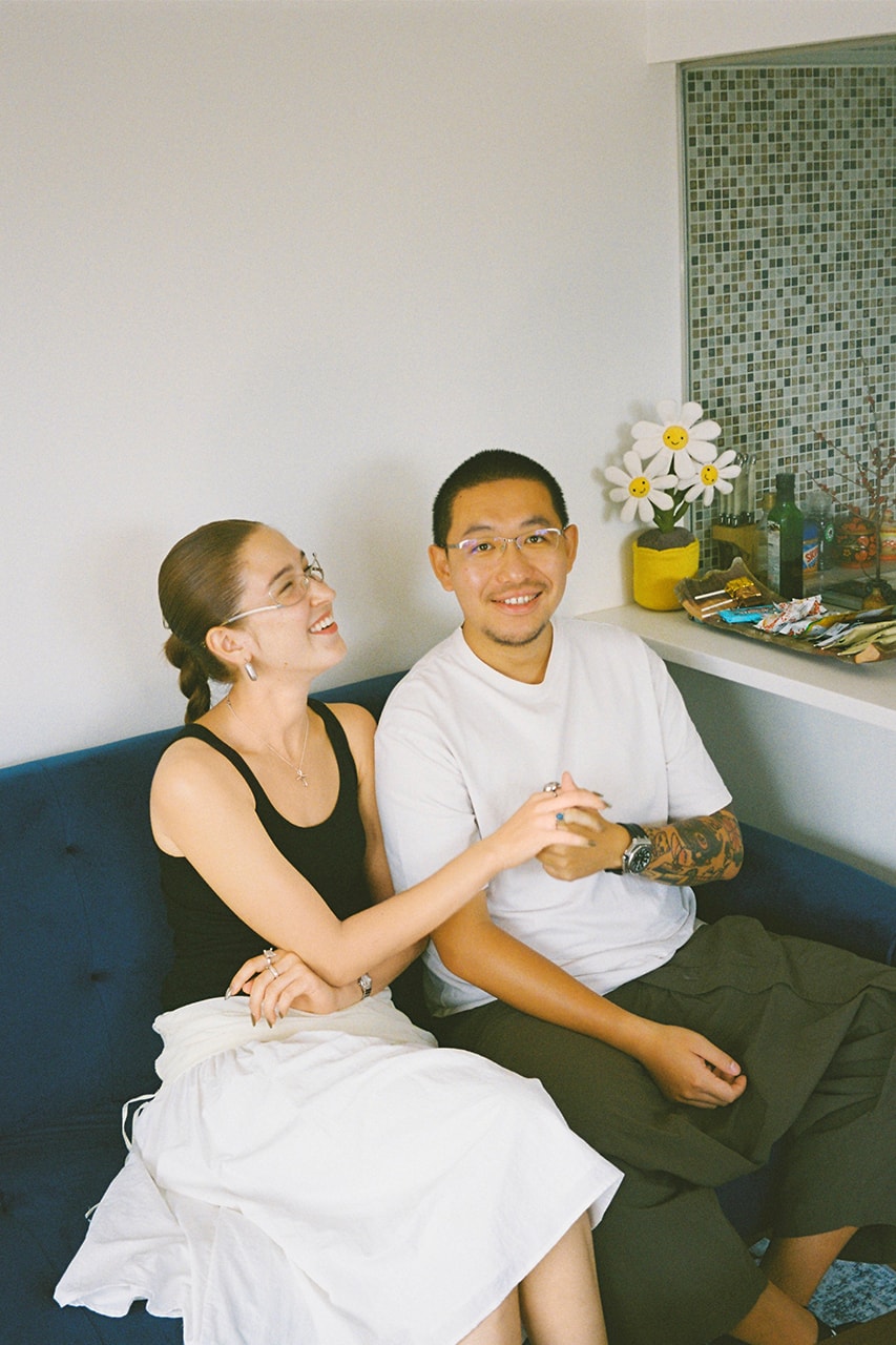 4組のカップルが紡ぐそれぞれの心地よさ溢れる関係性 Four Couples Weaving Their Own Comfort-Filled Relationships