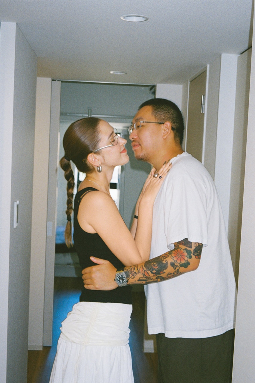 4組のカップルが紡ぐそれぞれの心地よさ溢れる関係性 Four Couples Weaving Their Own Comfort-Filled Relationships