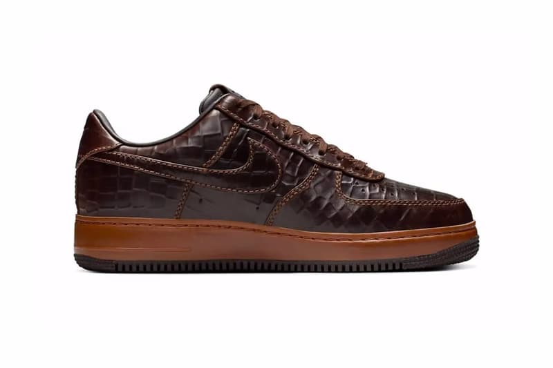 ナイキ エア フォース 1 ローにラグジュアリー仕様の新作 “クロック/ファウナ ブラウン” が登場 Nike Air Force 1 Low "Croc/Fauna Brown" release info