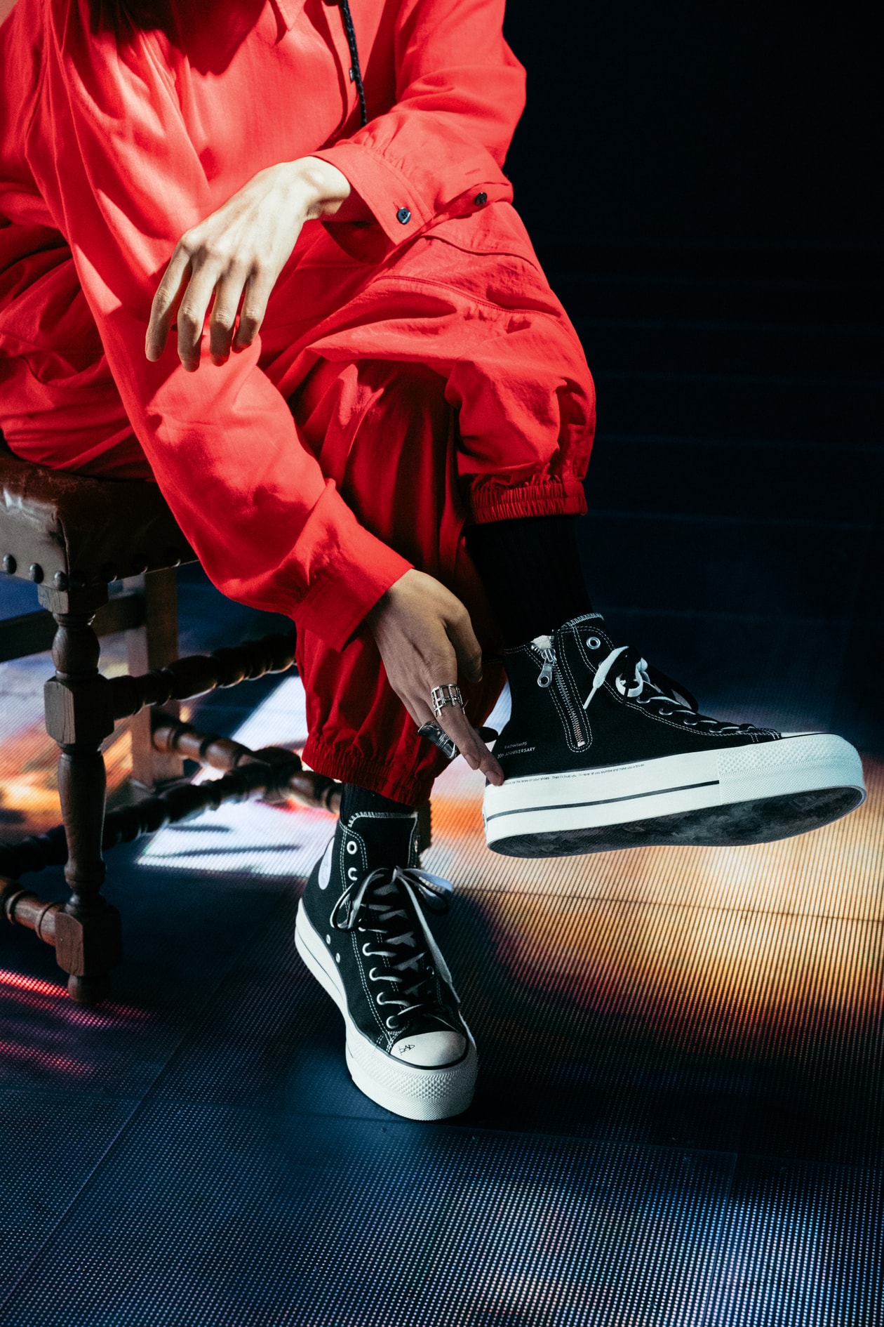 RADWIMPS 野田洋次郎が語る20周年とアトモス x コンバース コラボレーションの舞台裏 | インタビュー atmos x Converse x RADWIMPS Yojiro Noda Interview