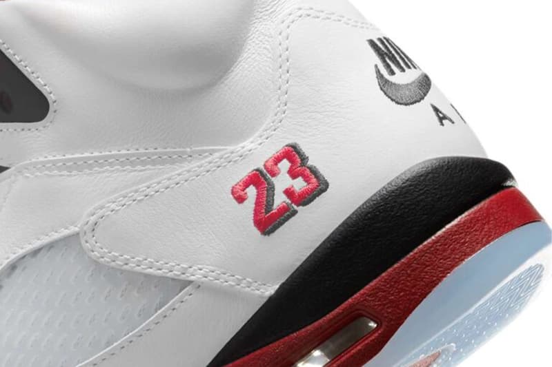 エアジョーダン 5 の人気カラー ファイアーレッド “ブラック タン” が待望の復刻 Air Jordan 5 Fire Red “Black Tongue” release info
