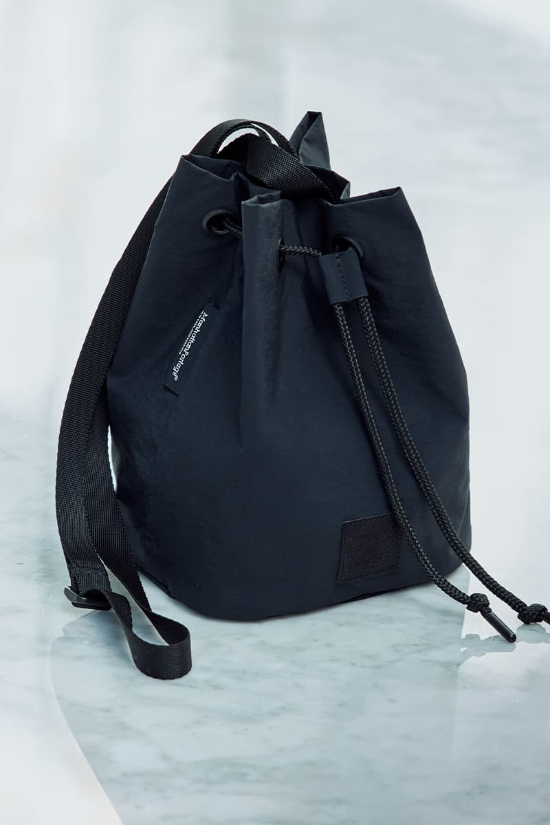 ディーベックがマンハッタンポーテージ・ブラックレーベルとのコラボバックを発売 d vec manhattan portage black label collabo bag release info