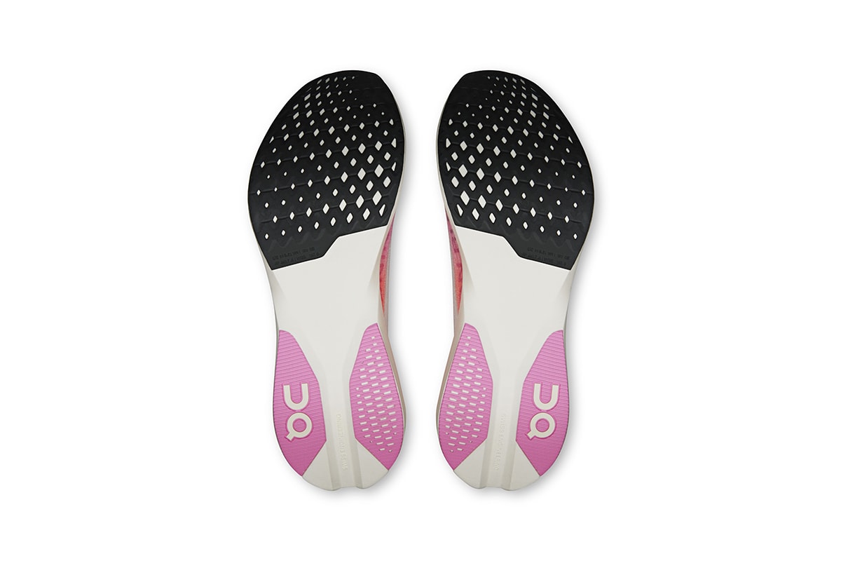 Onが原宿で革新的ブランドスペース「On Labs Tokyo」を開催 on labs tokyo pop up white raspberry release info