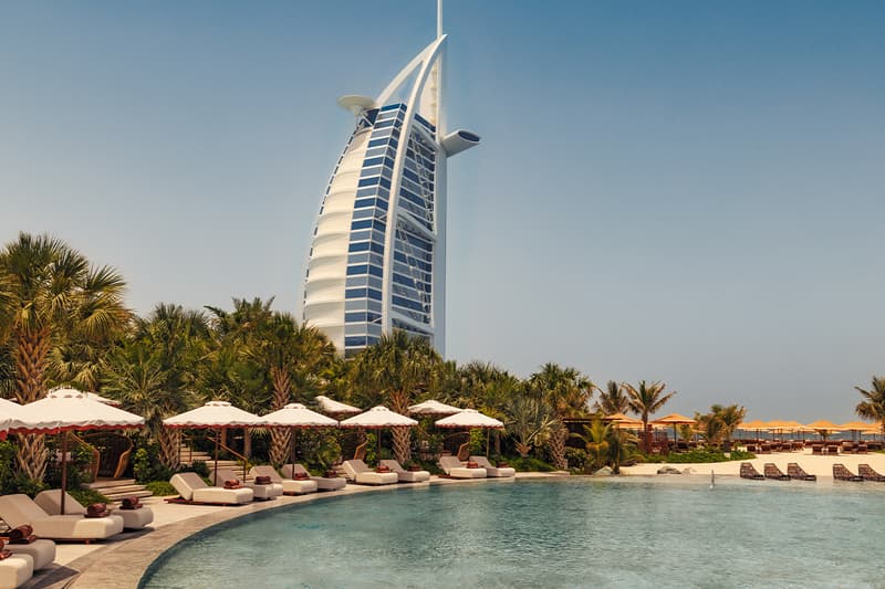 Jumeirah Marsa Al Arab のホテル建築をチェック　ジュメイラ・マルサ・アル・アラブ