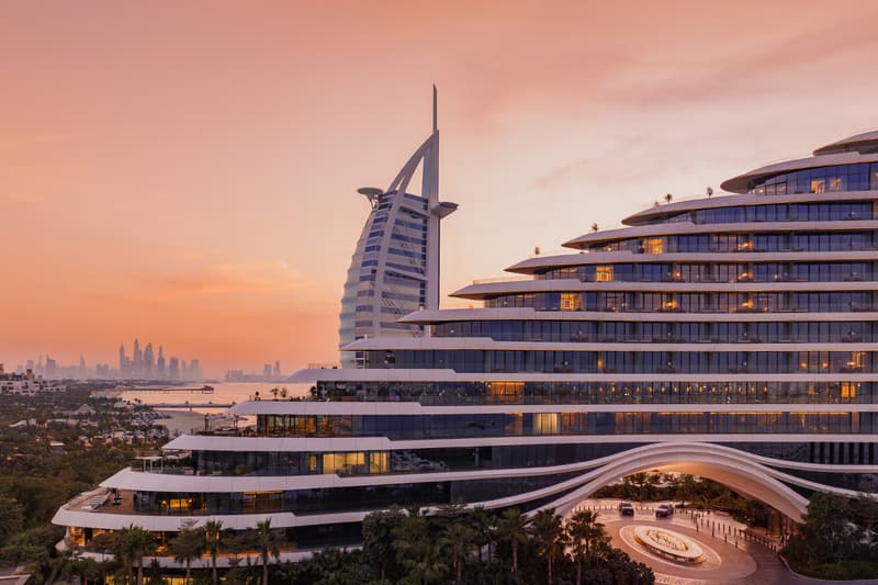 Jumeirah Marsa Al Arab のホテル建築をチェック　ジュメイラ・マルサ・アル・アラブ