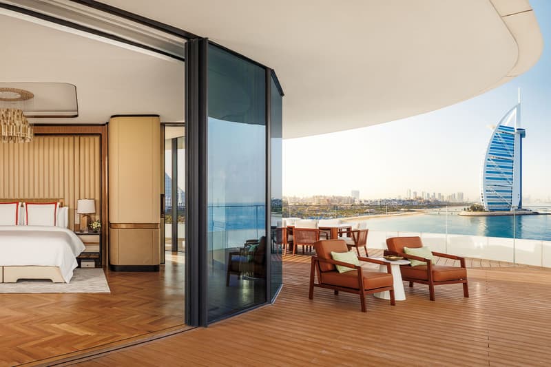 Jumeirah Marsa Al Arab のホテル建築をチェック　ジュメイラ・マルサ・アル・アラブ