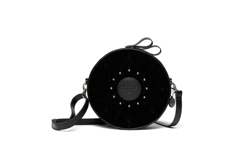 ドクターマーチンがネットフリックのドラマ『ウェンズデー』とのコラボレーション第2弾を発表 dr martens netflix wednesday colaboration release info