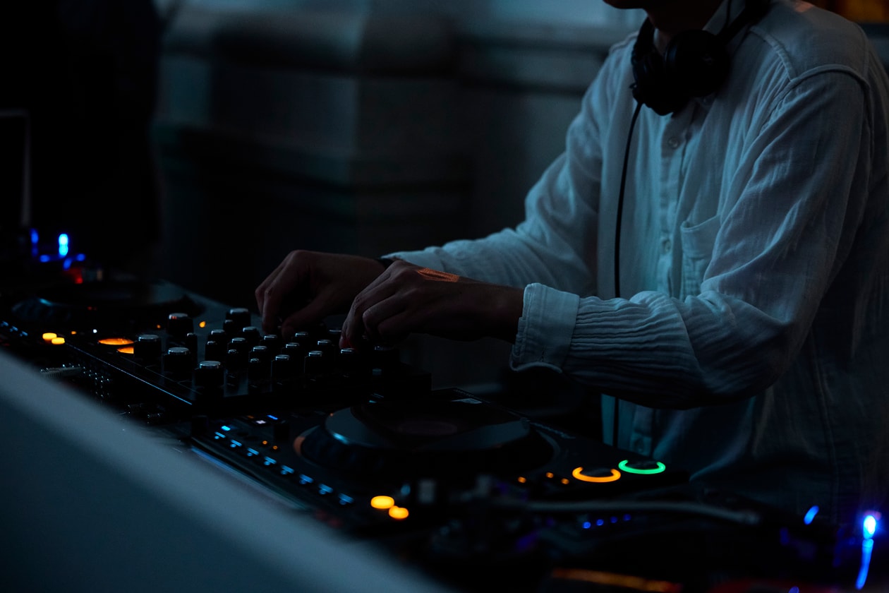 YOSHIROTTEN が描いた Tokyo Gendai 開幕を祝う幻想的インスタレーション | Interviews　ヨシロットン