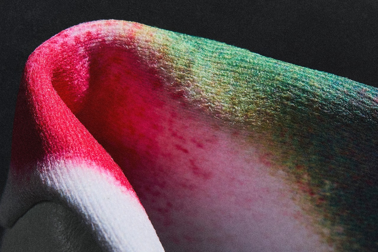 AJ11 285 4
