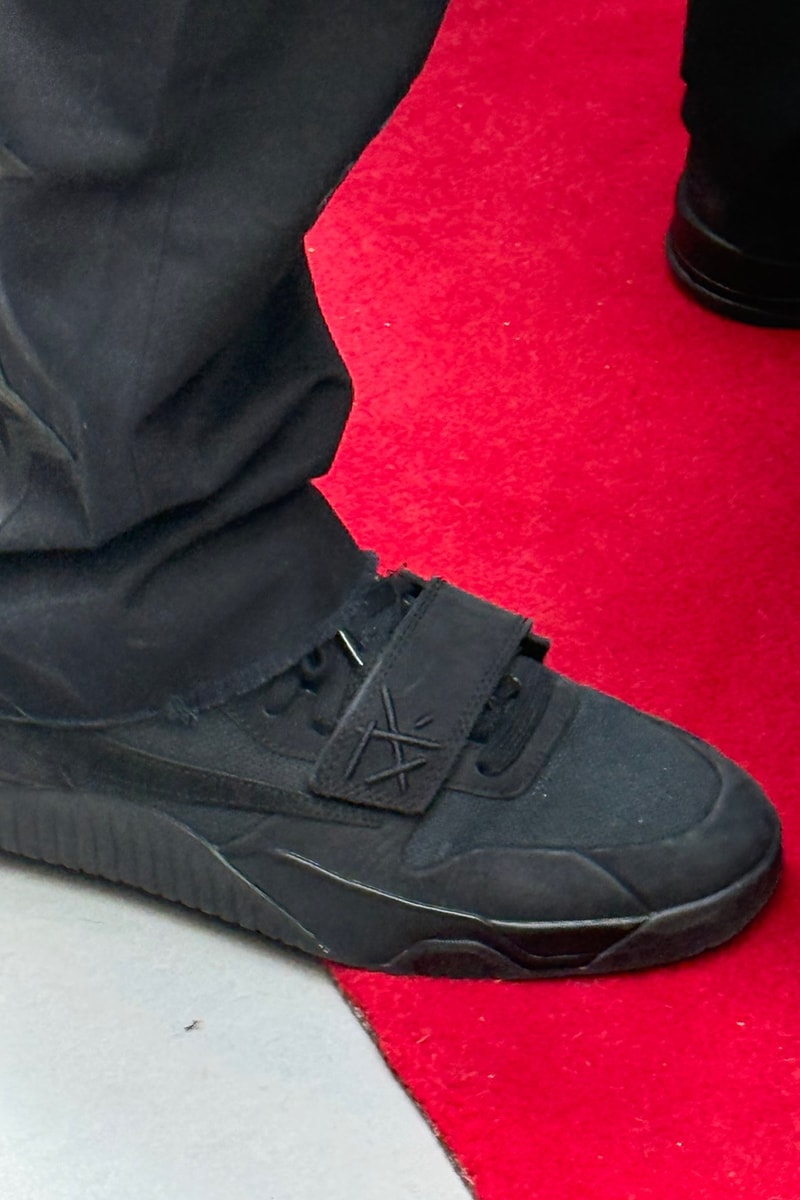 トラヴィス・スコットがオールブラックの ジャンプマン ジャック トレーナーを初披露 Travis Scott Jumpman Jack  TR “Black” first look