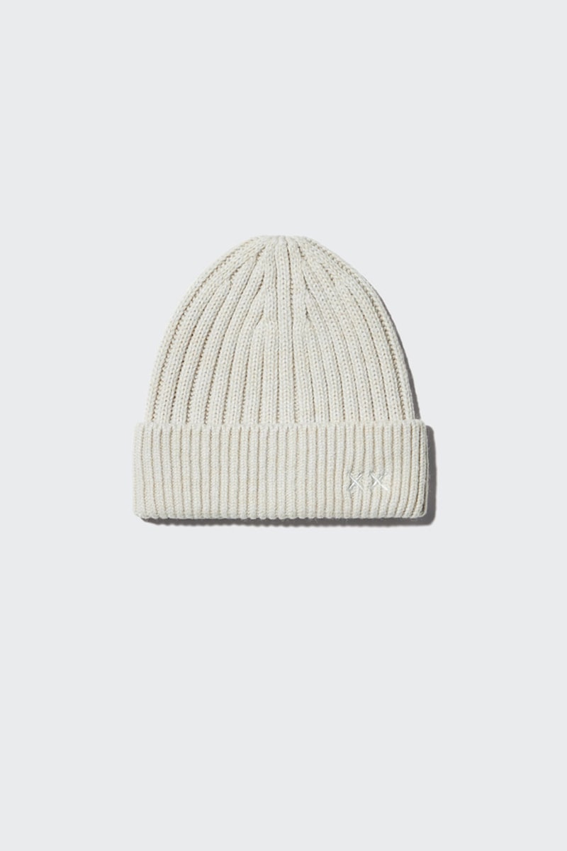 ユニクロがカウズによる初のニットウェアコレクションを発表 uniqlo kaws winter knit wear collection release info