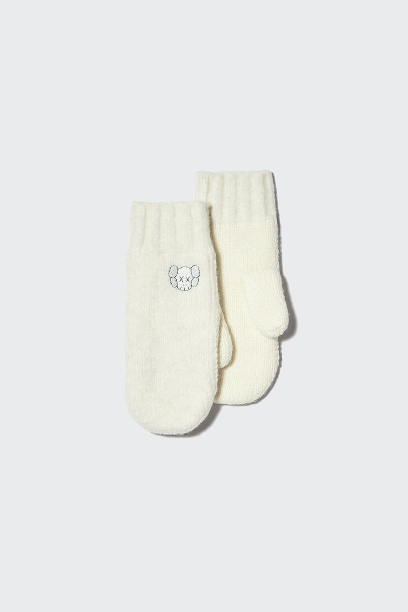 ユニクロがカウズによる初のニットウェアコレクションを発表 uniqlo kaws winter knit wear collection release info