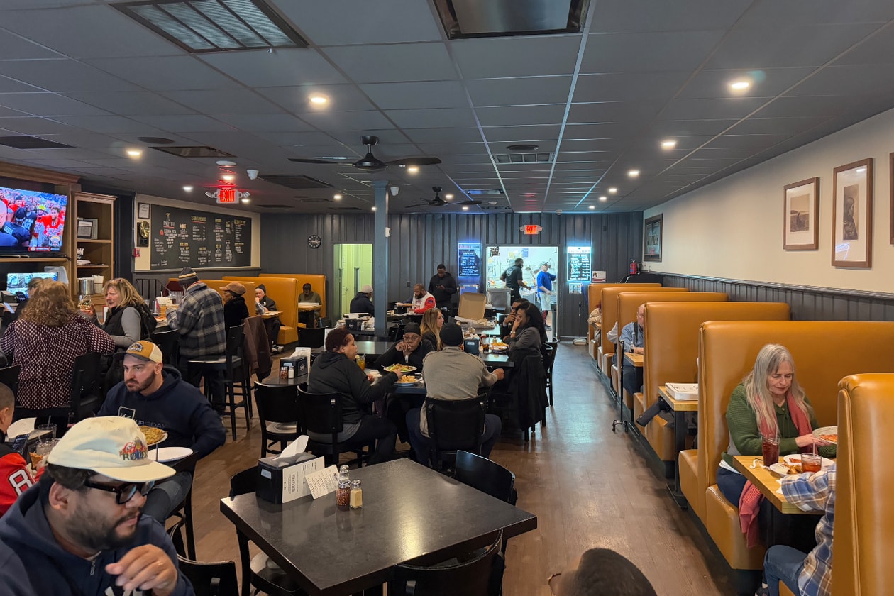 ビームスプラス x アカデミー バイ ブラックストック アンド ウェーバーが描く、新世代のプレップスタイル | Interviews | BEAMS PLUS x ACADEMY by Blackstock & Weber  Interviews