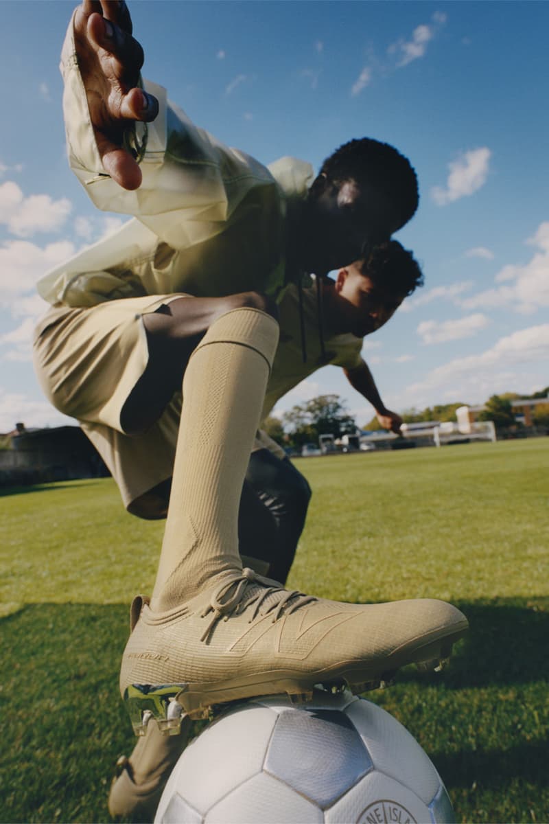 ストーンアイランドx ニューバランスが最新コラボフットウェア フューロン v8 を発表 STONE ISLAND x NEW BALANCE  FURON V8 + FOOTBALL KIT release info