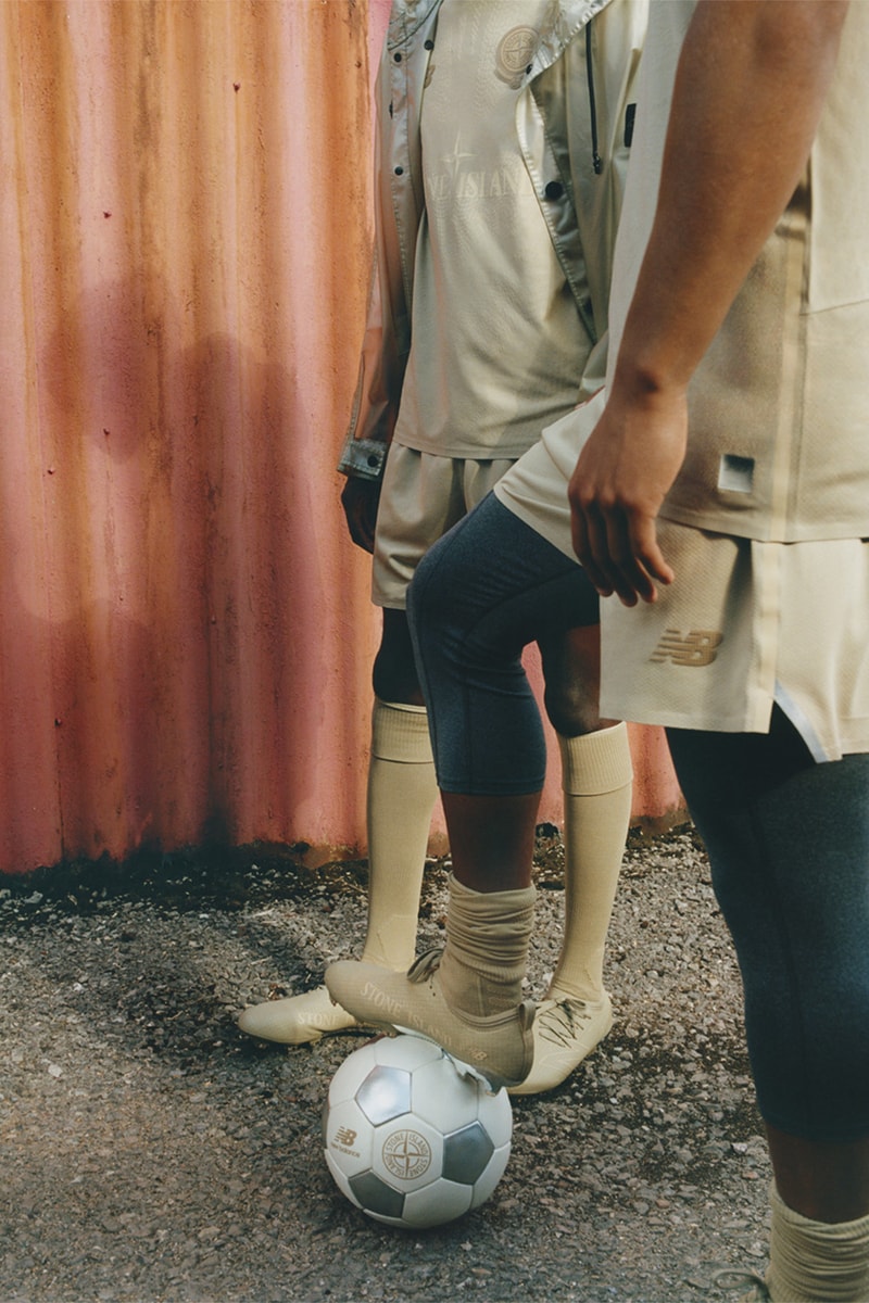 ストーンアイランドx ニューバランスが最新コラボフットウェア フューロン v8 を発表 STONE ISLAND x NEW BALANCE  FURON V8 + FOOTBALL KIT release info