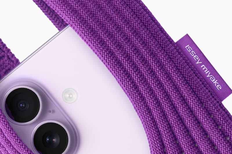 アップルとイッセイ ミヤケがが初コラボレーションプロダクト iPhone Pocket を発表 Issey Miyake Apple iPhone Pocket