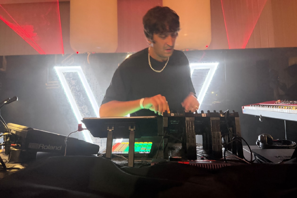 電子音とアコースティックの境界線へ──プロデューサー Parra for Cuva が W Osaka に初降臨 | Interviews　インタビュー　　パラ・フォー・クーヴァ