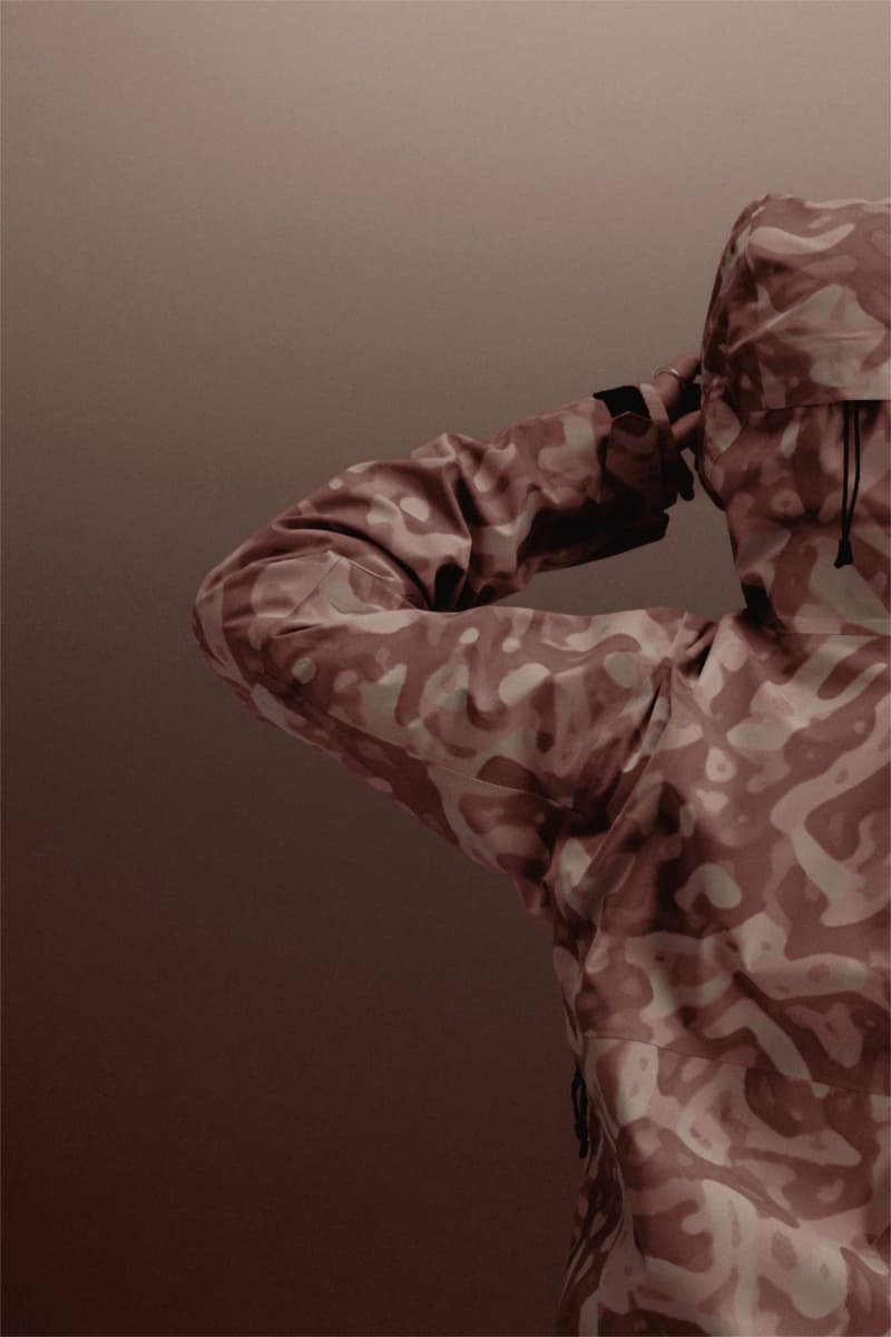 アークテリクス から2025年秋冬 “グロットフラージュ” コレクションが到着 Arc’teryx and Atomic Drop New 2025 Grottoflage Collection, Maverick 105 CTI and Maven 103 CTI skis, Craig Murray and Tonje Kvivik, Grottoflage Maverick 115 CTI