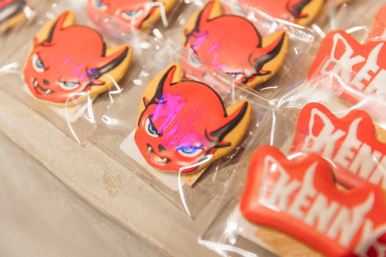 アーティスト Sora Aota がアナログ画法で描く新世界 | インタビュー Sora Aota Solo Exhibition ”Sprout” interview