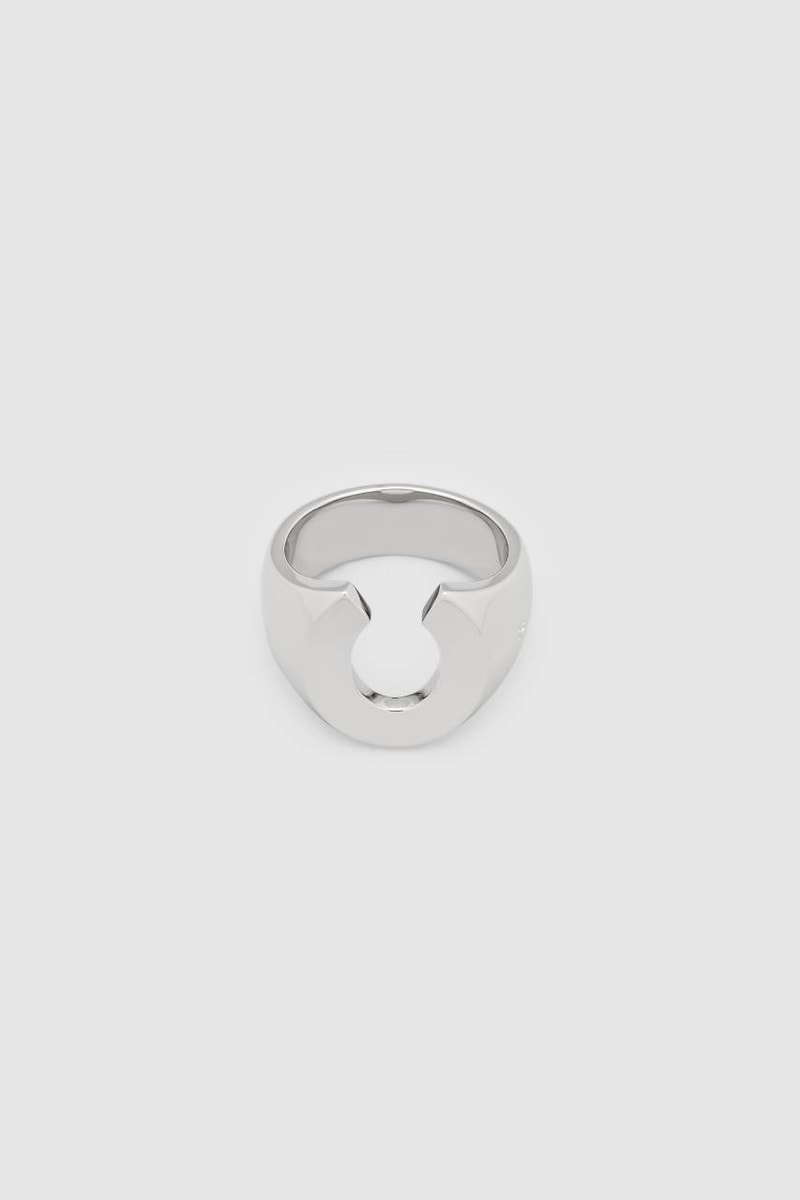 トム・ウッドから新作フェリックスリングが登場　Tom Wood Felix Ring release info