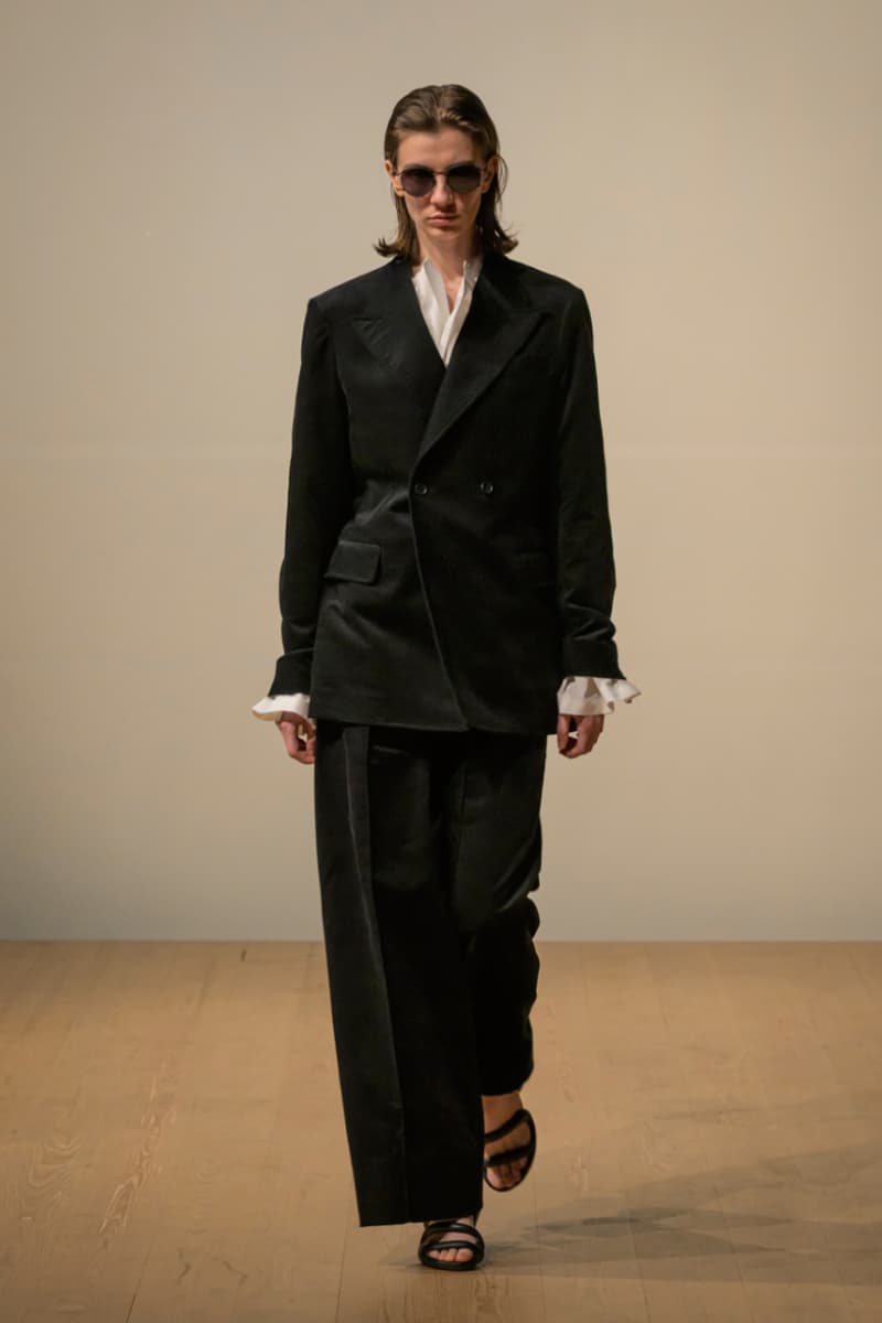 京都発 RAINMAKER が地元京都で初のフィジカルショーを開催──2026年秋冬は“陰翳礼讃 x カラヴァッジョ”