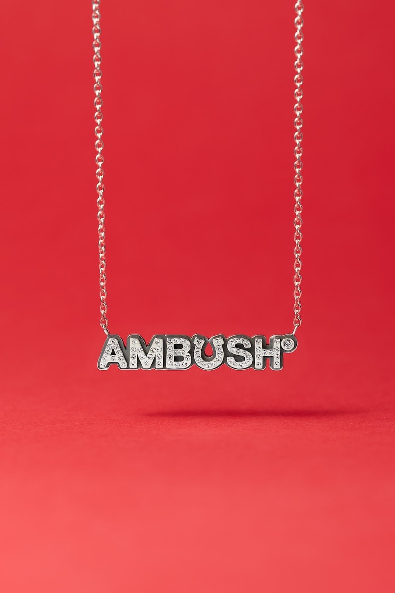 アンブッシュから2026年の干支である馬をモチーフとしたネックレスが発売 ambush 2026 horse necklace original daruma release info