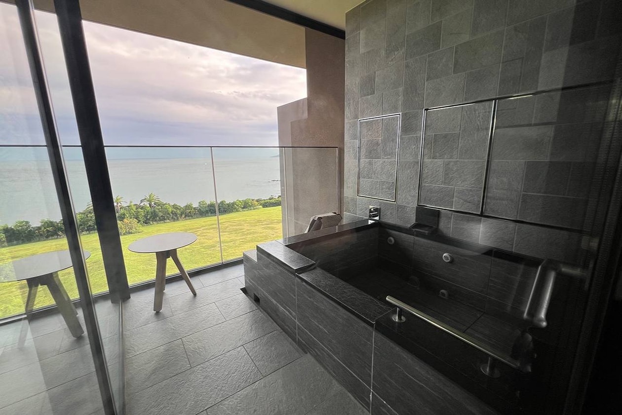 日本の絶景の島と呼ばれる「五島」でのゴルフスタイル 