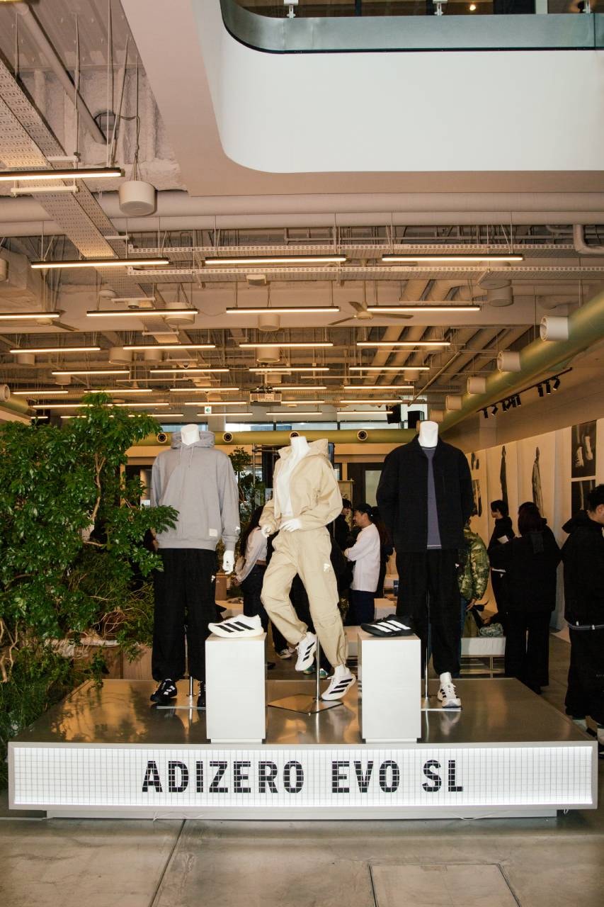 アディダスが3日間のポップアップ「EVO SL BASE」を開催 adidas EVO SL BASE pop up