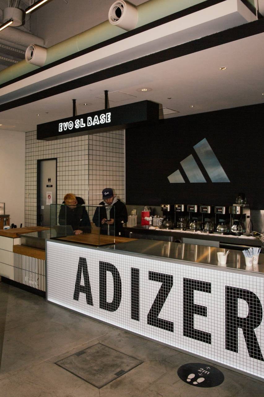 アディダスが3日間のポップアップ「EVO SL BASE」を開催 adidas EVO SL BASE pop up