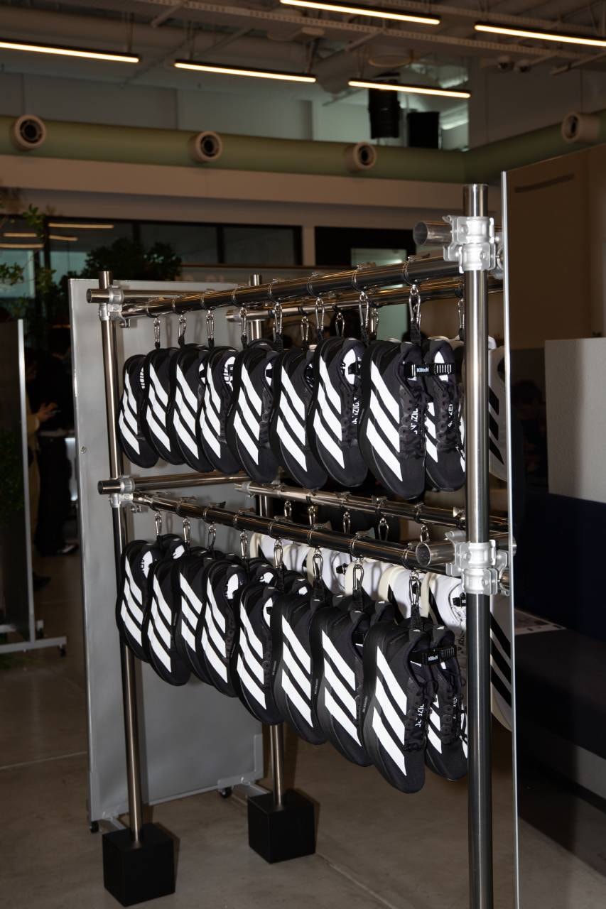 アディダスが3日間のポップアップ「EVO SL BASE」を開催 adidas EVO SL BASE pop up