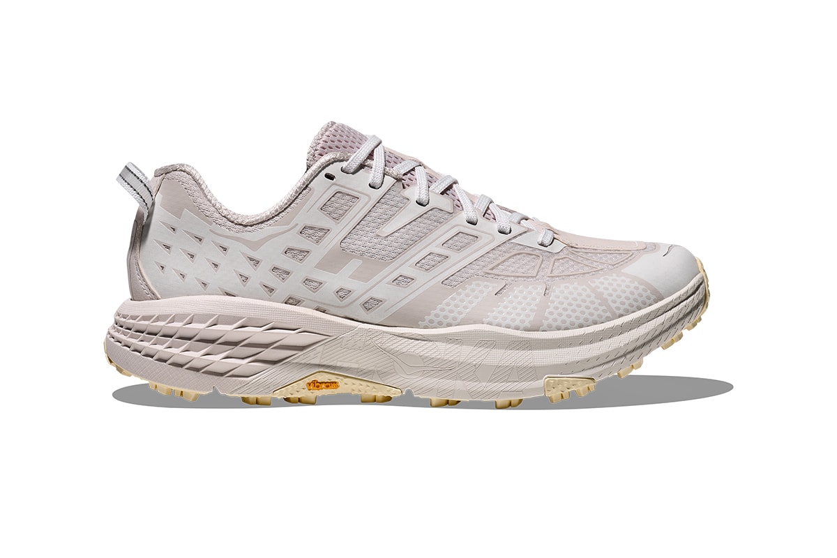 ホカが描く都会の夜の新しいランニング像 hoka stealth tech collection release info