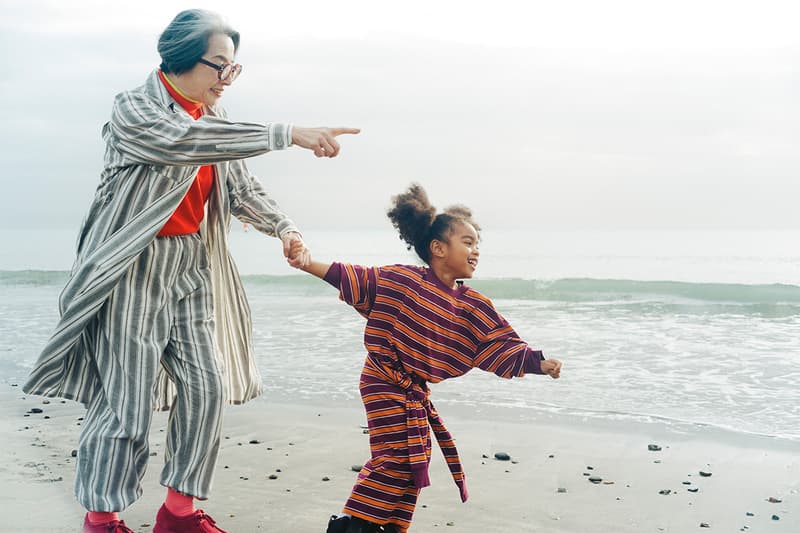 ファミリーマートが5周年を迎えるコンビニエンスウェアのテレビCM を公開 family mart convenience wear tv cm release info