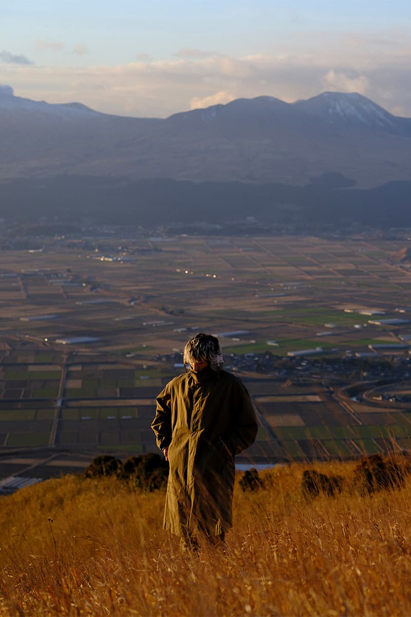 カーキスとノンネイティブによる初コラボレーションが実現 khakis nonnative first collection release info