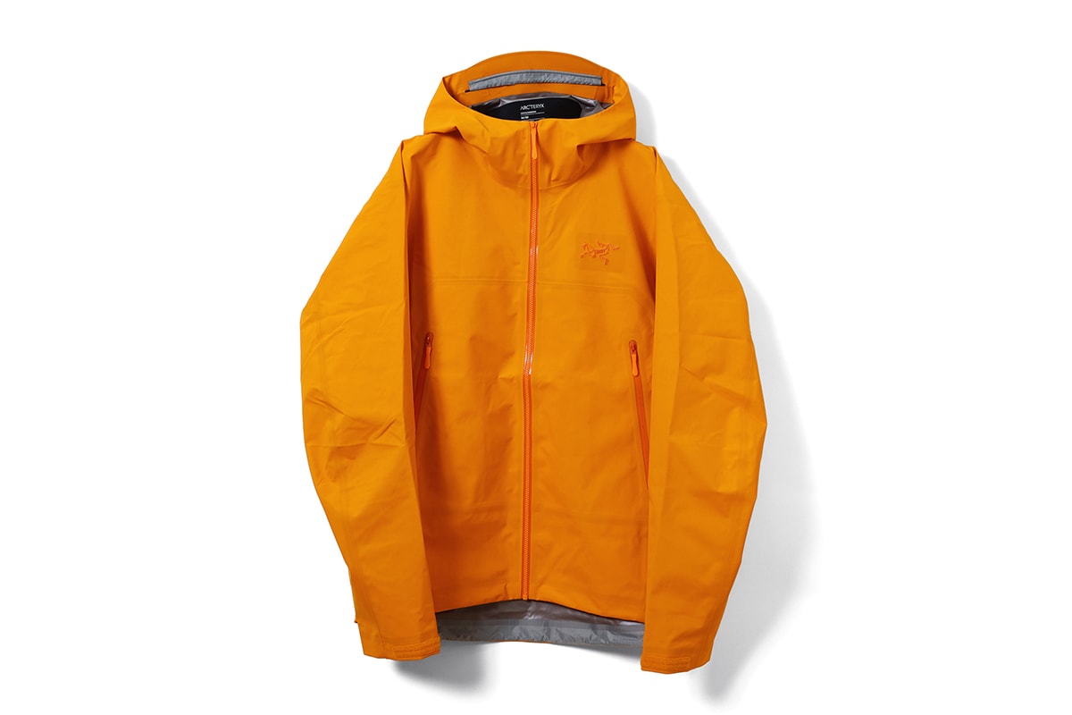 ビームスがアークテリクス Beta Jacketのエクスクルーシブカラーを発売 beams arcteryx beta jacket release info