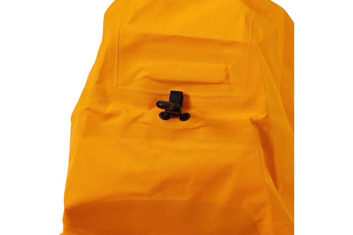 ビームスがアークテリクス Beta Jacketのエクスクルーシブカラーを発売 beams arcteryx beta jacket release info