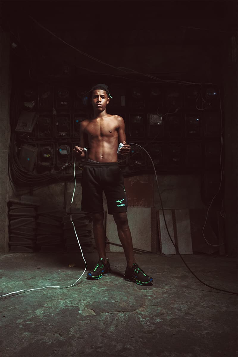 マルセイユ発のストリートブランド VRUNK と MIZUNO によるコラボモデル WAVE PROPHECY 13.2 VRUNK が登場 vrunk mizuno wave prophecy 13 2 vrunk release info