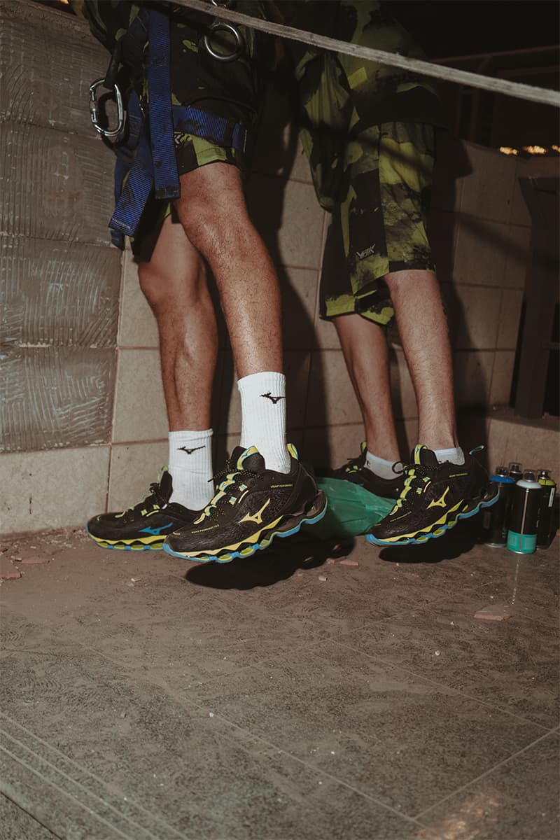 マルセイユ発のストリートブランド VRUNK と MIZUNO によるコラボモデル WAVE PROPHECY 13.2 VRUNK が登場 vrunk mizuno wave prophecy 13 2 vrunk release info