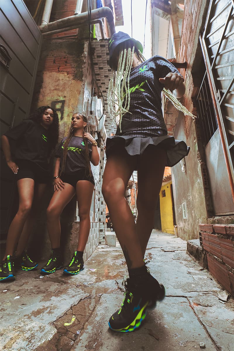 マルセイユ発のストリートブランド VRUNK と MIZUNO によるコラボモデル WAVE PROPHECY 13.2 VRUNK が登場 vrunk mizuno wave prophecy 13 2 vrunk release info