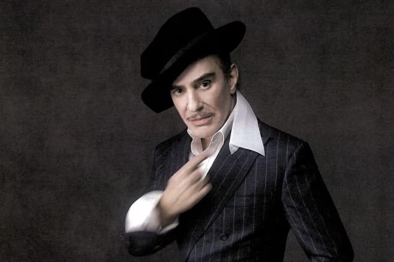 ジョン・ガリアーノが ZARA とクリエイティブ・パートナーシップを締結