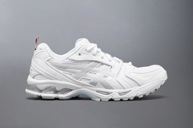 トムブラウンxアシックスによるコラボフットウェアにホワイトカラーが登場 thom browne asics collabo footwear release info