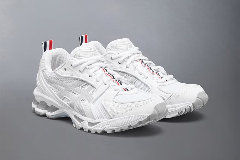 トムブラウンxアシックスによるコラボフットウェアにホワイトカラーが登場 thom browne asics collabo footwear release info