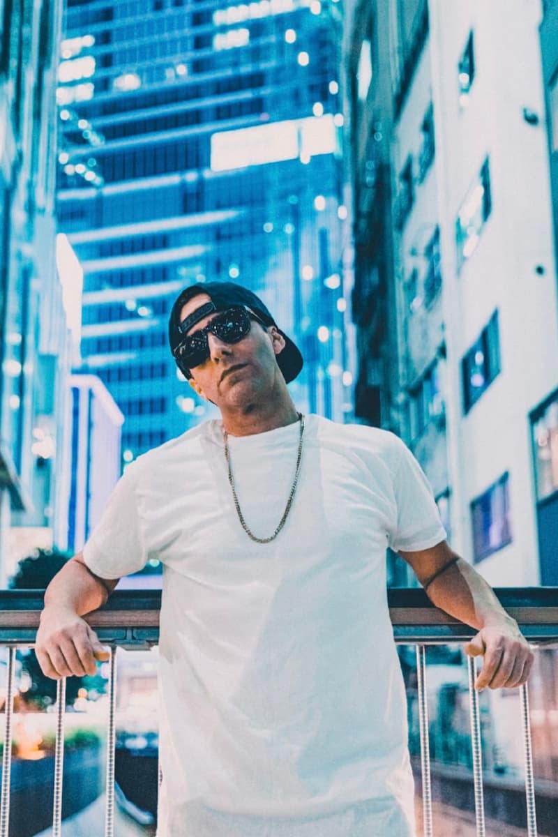 ヌジャベス 設立のトライブからナイーブ アンド ソウルシェフ 『Move It Along』リミックス版7インチレコードが発売 Nieve and SoulChef  "Move It Along DJ Chika aka Inherit Remix " Release Instore Event at Manhattan Records Shibuya