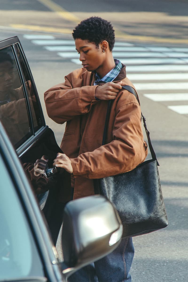 ケンフォード ファインシューズよりペイズリーレザーのショルダーバッグが発売 the kenford fineshoes embossed leather shoulder bag black paisley release info